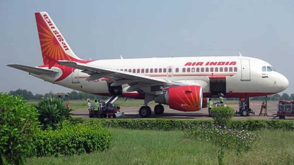 High-level meeting called by Indian government after 10 airplane bomb threats in last 24 hours